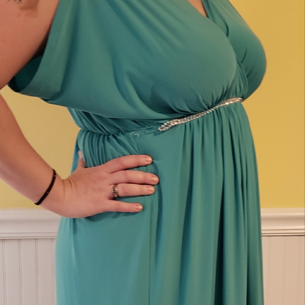 Kokoh Extra Large Turqouise Evening or Formal Dress